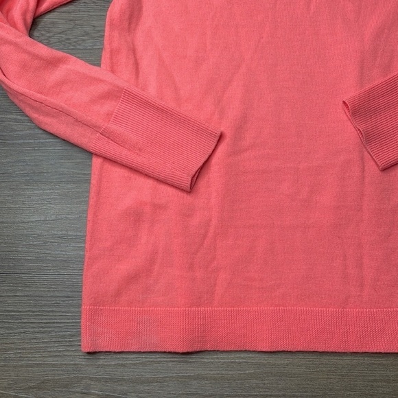 Banana Republic Women’s Extra Fine Merino Bright Neon Coral Crewneck Sweater, XS - Picture 7 of 9